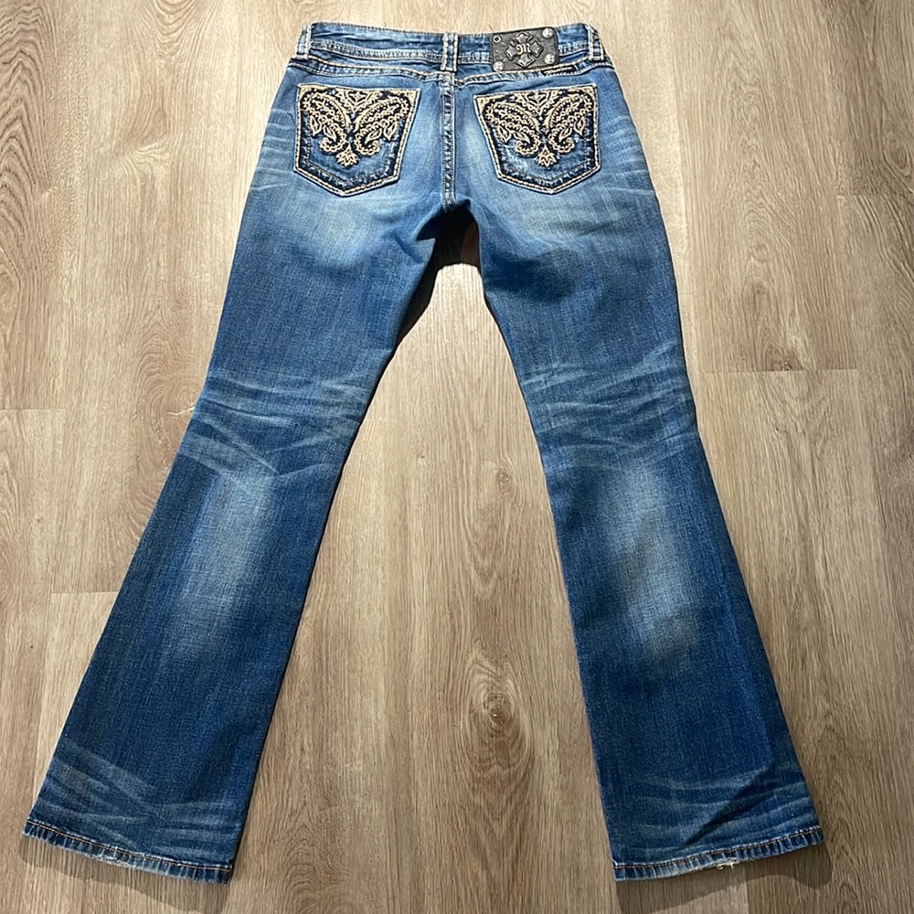 Miss Me Boot Distressed Low Rise | Size 29 - Picture 11 of 16